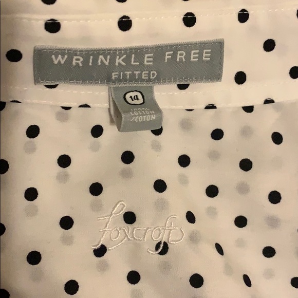 Wrinkle Free Fitted Button Up polka dot blouse - Picture 7 of 7